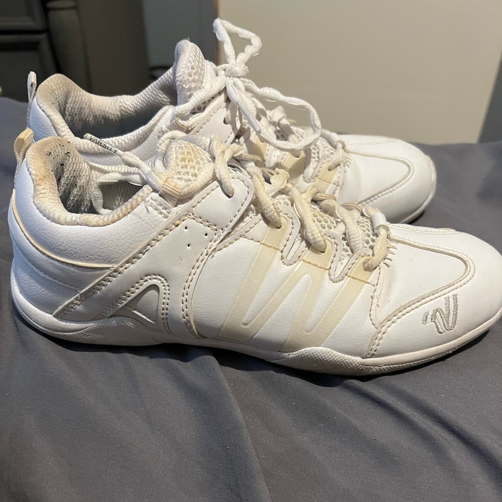 VARSITY TRADITIONAL CHEER SHOES